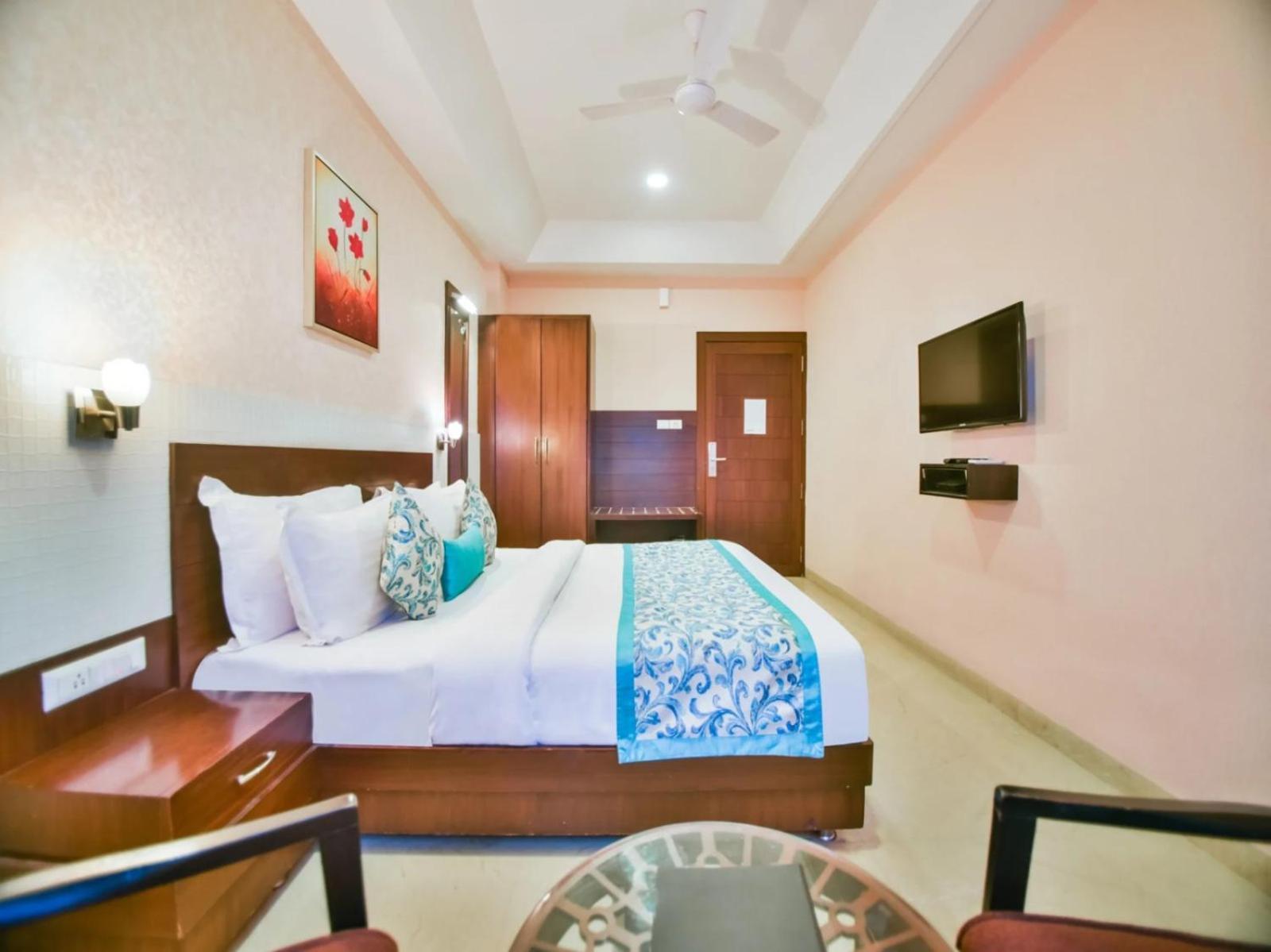 Hotel Yois Udaipur Luaran gambar